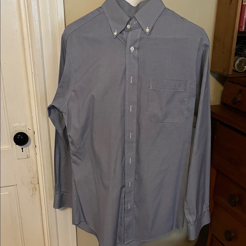 Jos A Banks classic  Men's Button-Down Shirt in Light Blue